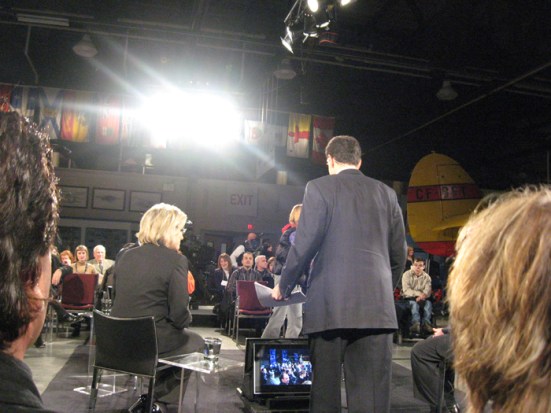 angeda02 Getting ready to go live. We were in the second row.